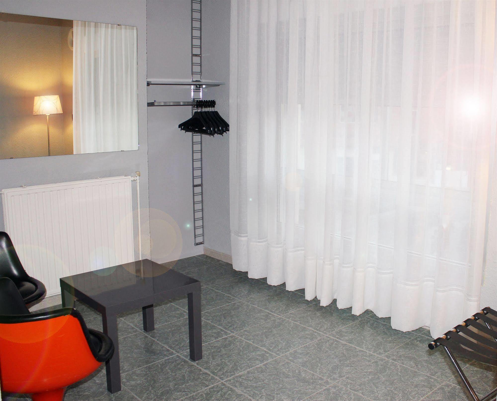 Hotel La Paz Ubeda  Luaran gambar