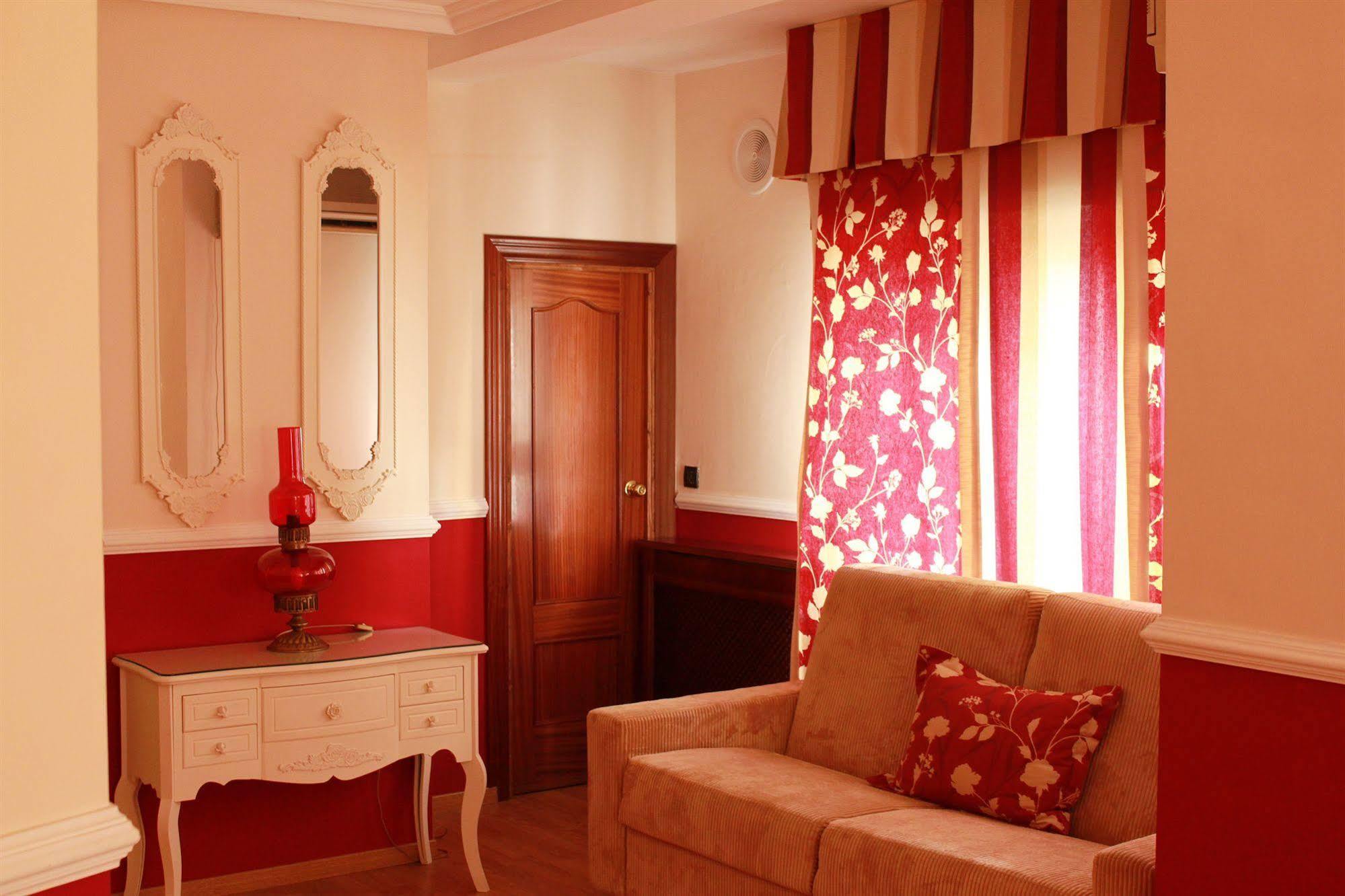 Hotel La Paz Ubeda  Luaran gambar