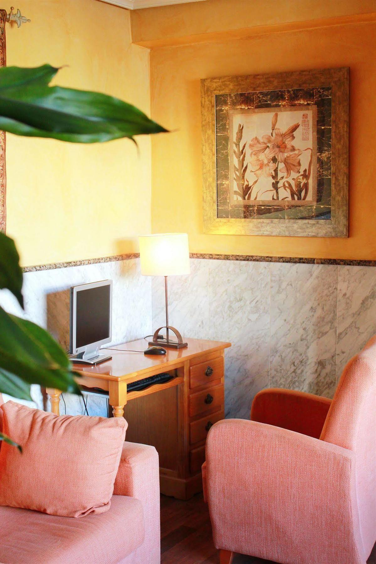 Hotel La Paz Ubeda  Luaran gambar